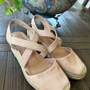 H&M pale, pink suede, espadrille wedge sandals SZ 37